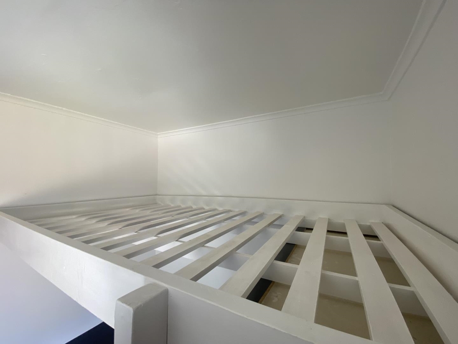 0 Bedroom Property for Sale in Sea Point Western Cape